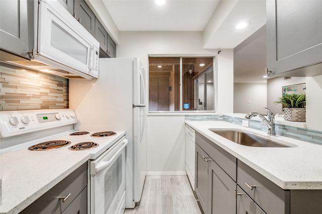 5130 Amesbury Drive 103, Dallas, TX 75206