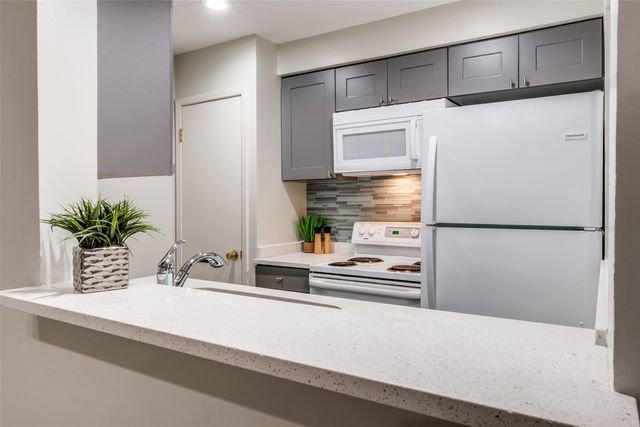 5130 Amesbury Drive 103, Dallas, TX 75206