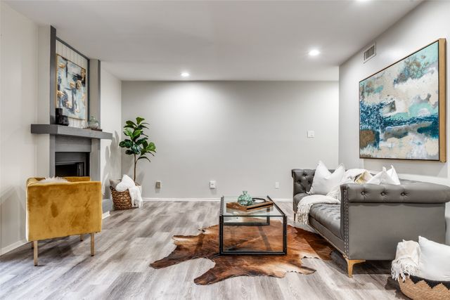 5130 Amesbury Drive 103, Dallas, TX 75206