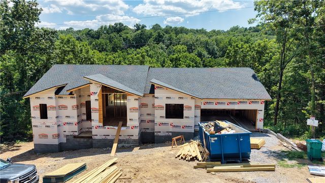 111 Scotsdale Drive, Bella Vista, AR 72715
