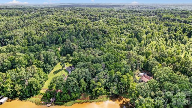 000 Duck Cove Road, Belmont, NC 28012