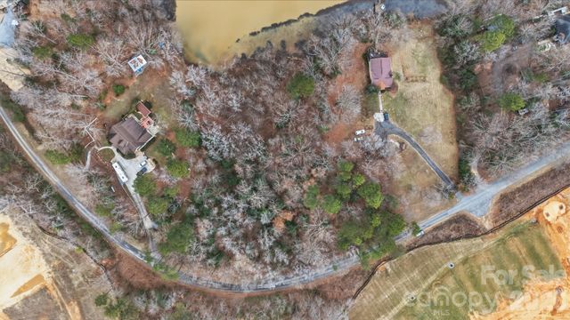 000 Duck Cove Road, Belmont, NC 28012