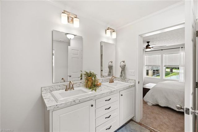 300 S Union Grove Road, Lexington, NC 27295