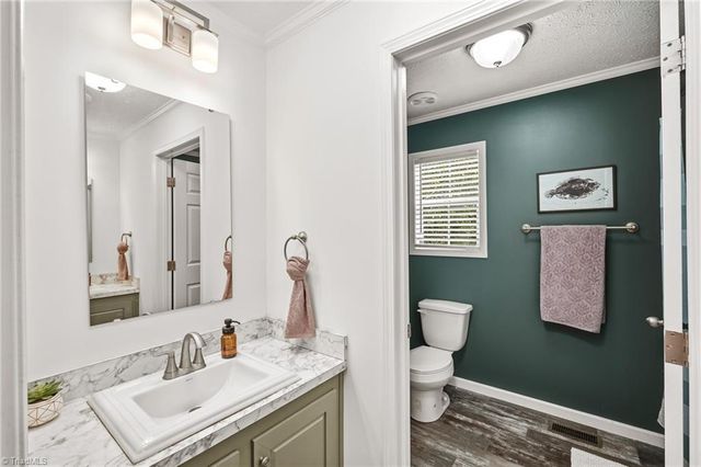 300 S Union Grove Road, Lexington, NC 27295