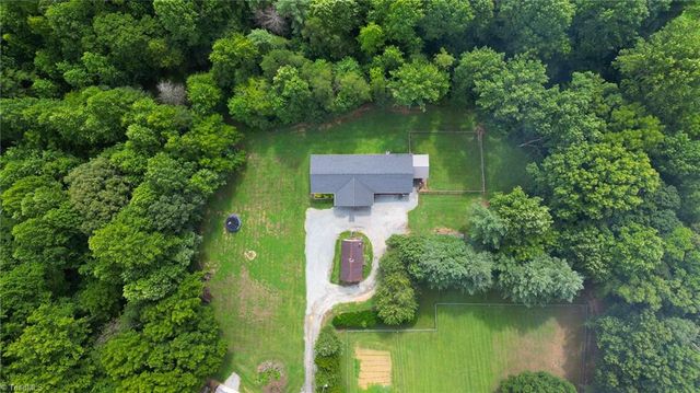 300 S Union Grove Road, Lexington, NC 27295