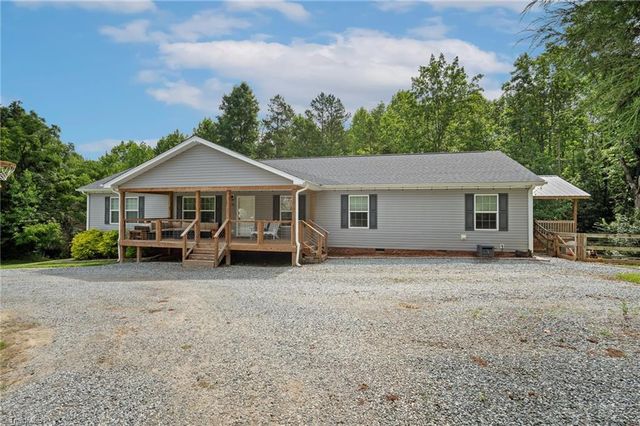 300 S Union Grove Road, Lexington, NC 27295