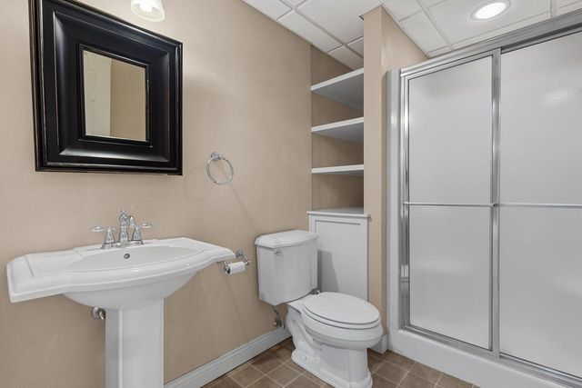 825 YORKSHIRE ROAD, Neenah, WI 54956