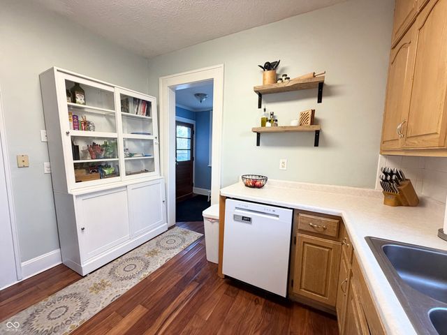 2502 E Southport Road, Indianapolis, IN 46227