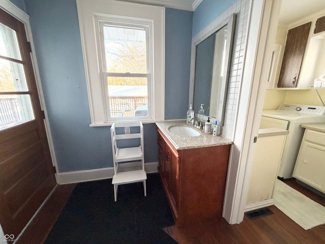 2502 E Southport Road, Indianapolis, IN 46227