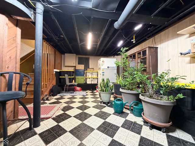 2502 E Southport Road, Indianapolis, IN 46227