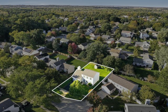 21 N Walnut Court, Streamwood, IL 60107
