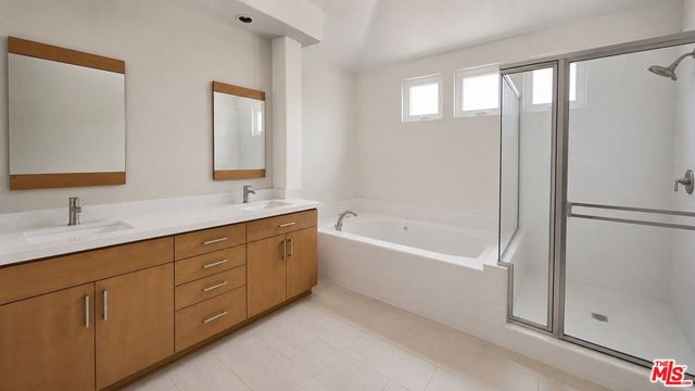 10884 Kimball Place, Tustin, CA 92782