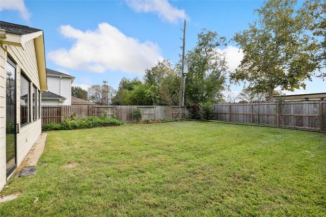 8506 Regalbrook Drive, Houston, TX 77095