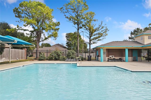 8506 Regalbrook Drive, Houston, TX 77095