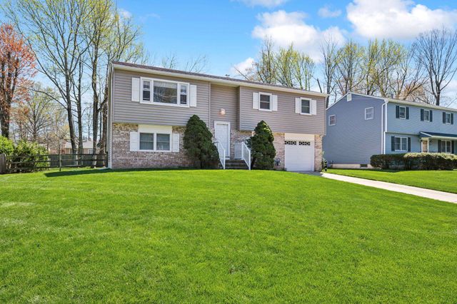 399 GREEN LN, Ewing, NJ 08638