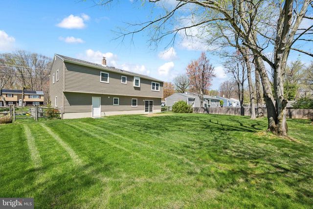 399 GREEN LN, Ewing, NJ 08638