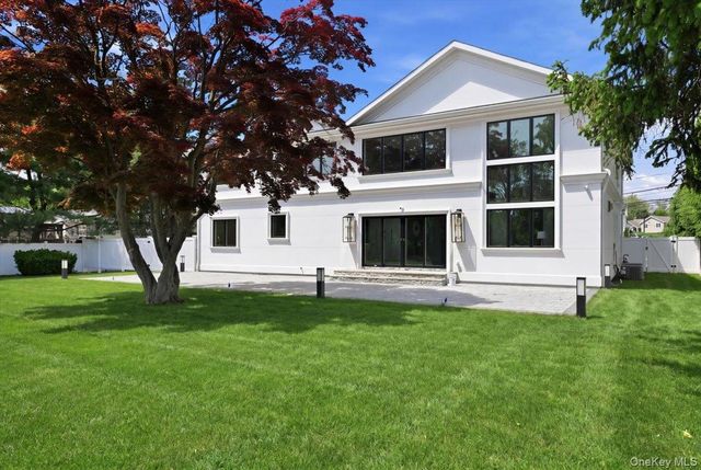 72 Haypath Road, Bethpage, NY 11714