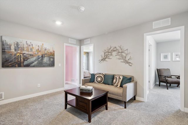 2037 Aquarius Drive, Shakopee, MN 55379