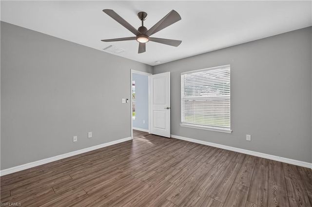 204 28th TER, Cape Coral, FL 33993