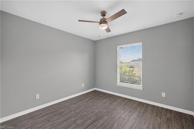 204 28th TER, Cape Coral, FL 33993