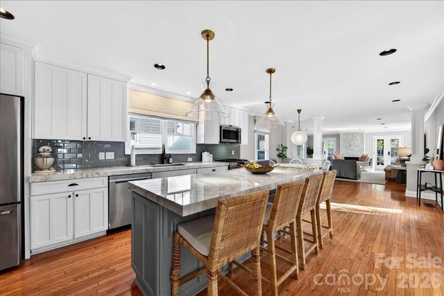 1529 E Worthington Avenue, Charlotte, NC 28203