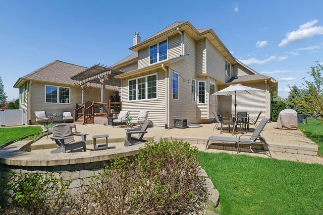 26009 W Stewart Ridge Drive, Plainfield, IL 60585