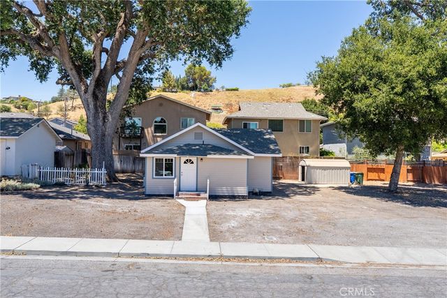 2925 Oak, Paso Robles, CA 93446
