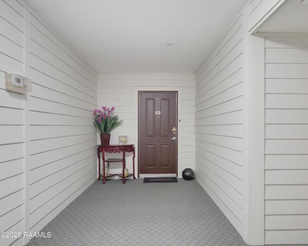 1121 Camellia Boulevard 304, Lafayette, LA 70508