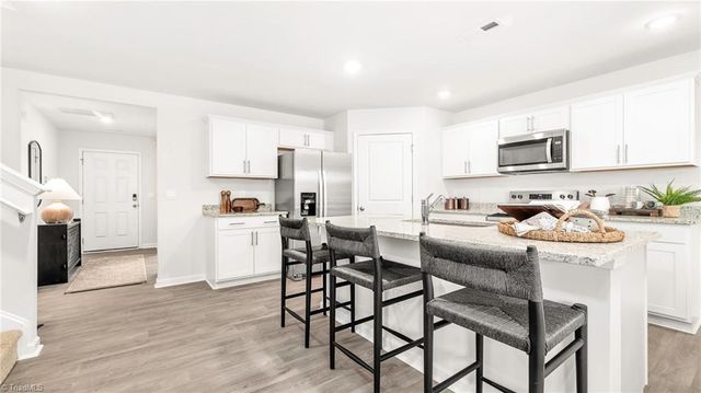 429 Owens Ridge Way, Lexington, NC 27292