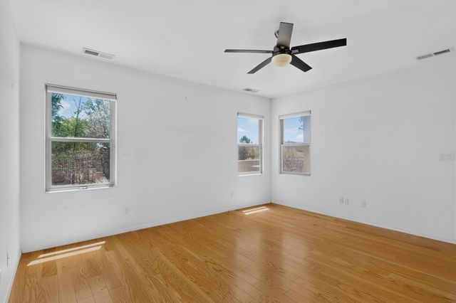 493 Angel Road NE, Corrales, NM 87048