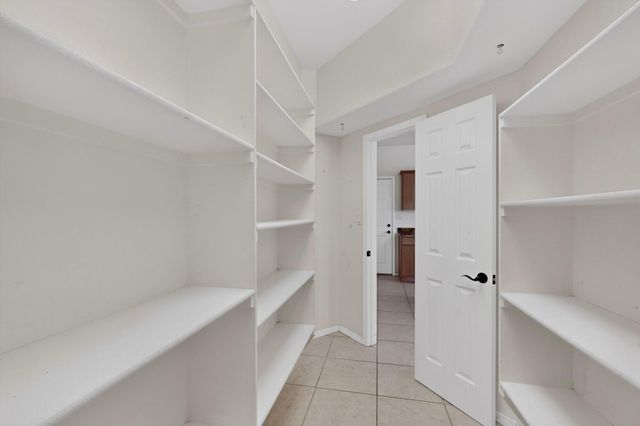 493 Angel Road NE, Corrales, NM 87048