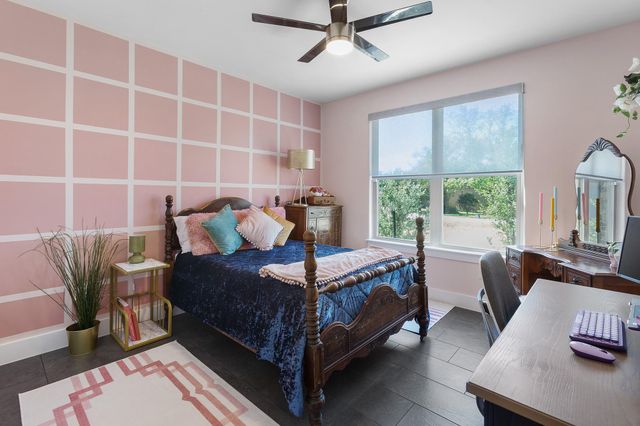 303 W Browning ST, Manor, TX 78653