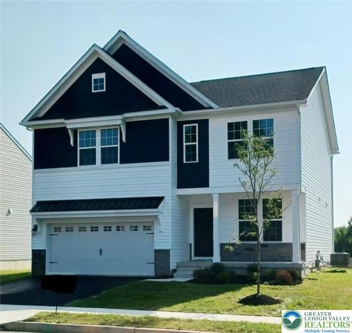 129 Winding Road, Forks Twp, PA 18040