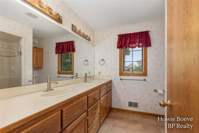 9112 Bluff Lake Street, Zeeland, MI 49464
