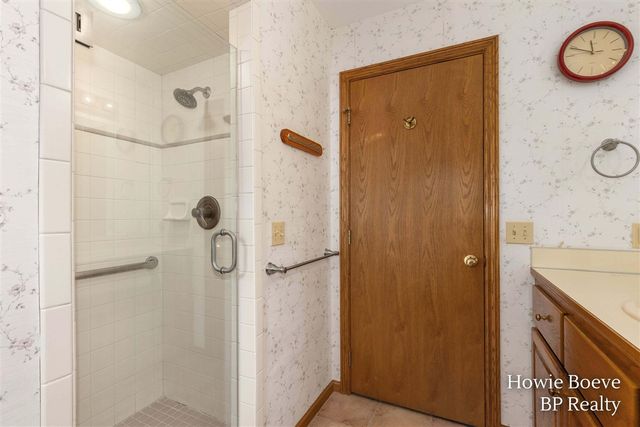 9112 Bluff Lake Street, Zeeland, MI 49464