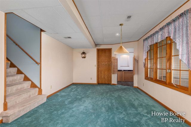 9112 Bluff Lake Street, Zeeland, MI 49464