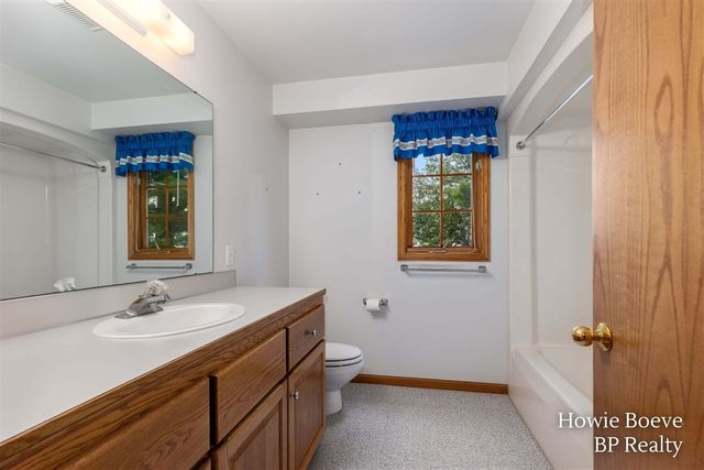 9112 Bluff Lake Street, Zeeland, MI 49464