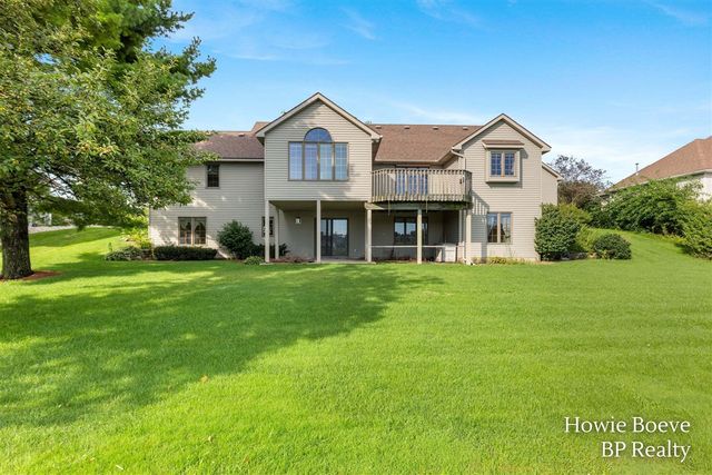 9112 Bluff Lake Street, Zeeland, MI 49464