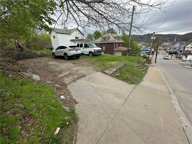 900 State Avenue, Coraopolis, PA 15108