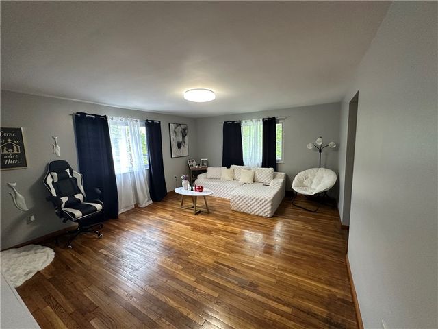 900 State Avenue, Coraopolis, PA 15108