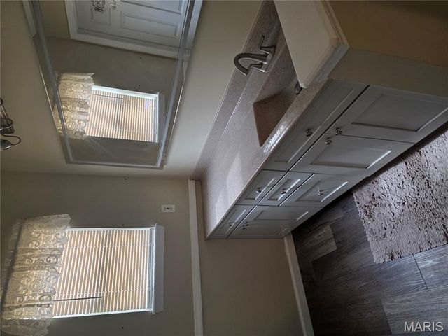 211 Butternut Stage Drive, St Peters, MO 63376