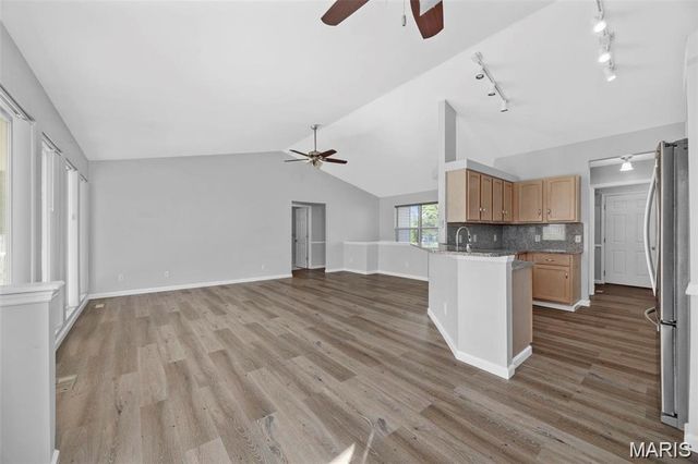 211 Butternut Stage Drive, St Peters, MO 63376