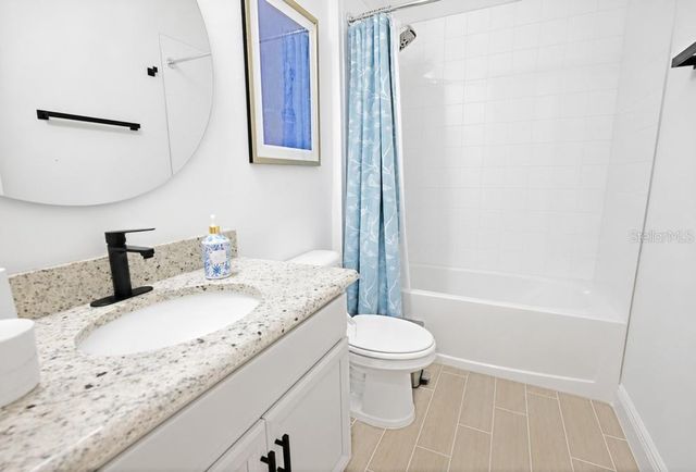 17649 LIVE OAK DRIVE, Tavares, FL 32778