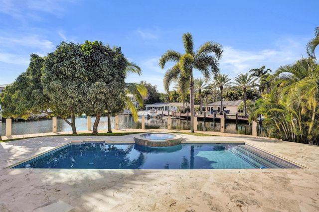 2330 NE 31st Court, Lighthouse Point, FL 33064