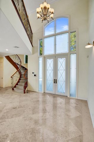 2330 NE 31st Court, Lighthouse Point, FL 33064