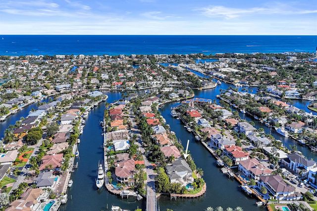2330 NE 31st Court, Lighthouse Point, FL 33064