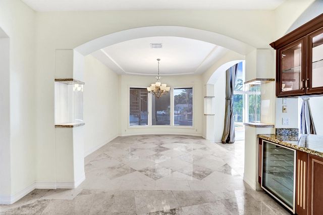 2330 NE 31st Court, Lighthouse Point, FL 33064