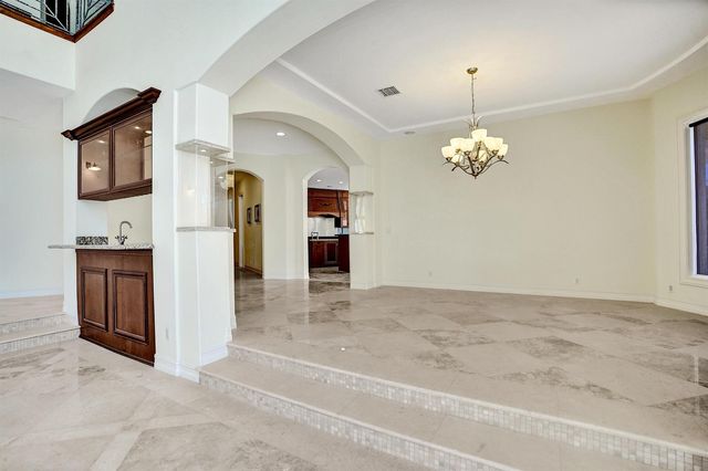 2330 NE 31st Court, Lighthouse Point, FL 33064
