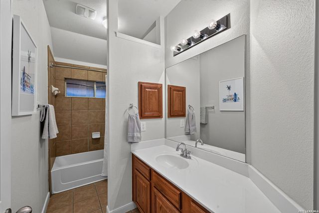 14525 Besinger Way, San Antonio, TX 78254