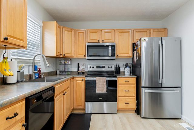 124 Chapel Hill, Fairfield, OH 45014